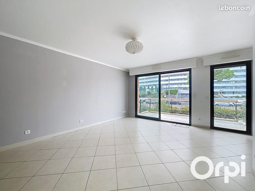 Appartement 1 pièce 40 m² · à Villeneuve-Loubet · 40 m² · 279 000 €