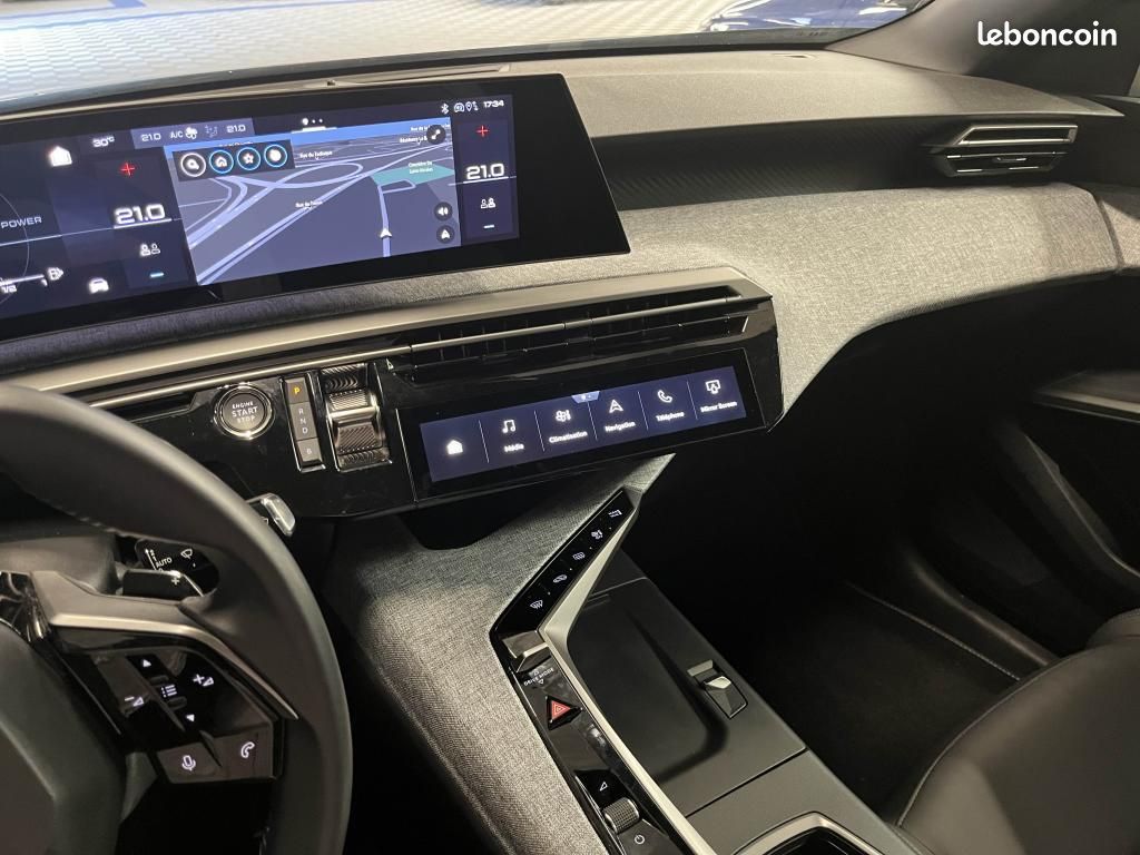PEUGEOT 3008 ALLURE 1.6 Plug-in Hybrid 225ch - Apple Carplay, Caméra de recul (image 23)
