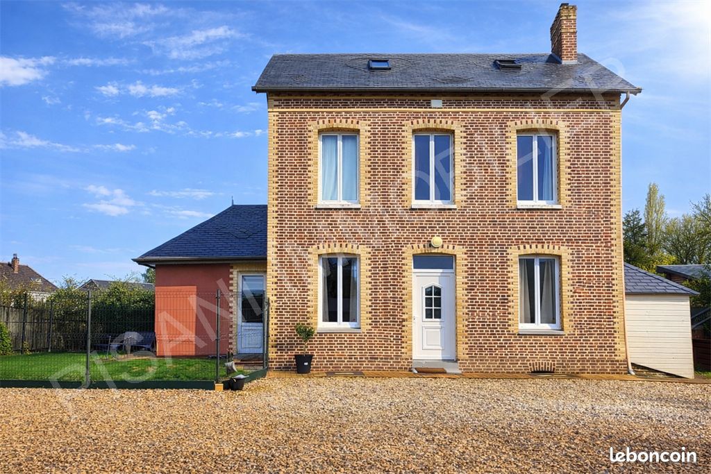 Maison 4 pièces 75 m² · à Gonneville-la-Mallet · 75 m² · 223 000 €