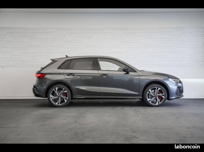 Audi A3 Sportback 45 TFSI e 272ch PHEV S line S tronic 6 (image 4)