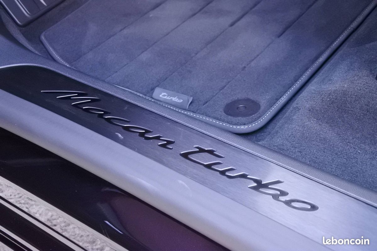 PORSCHE Macan Turbo 639 ch (image 36)
