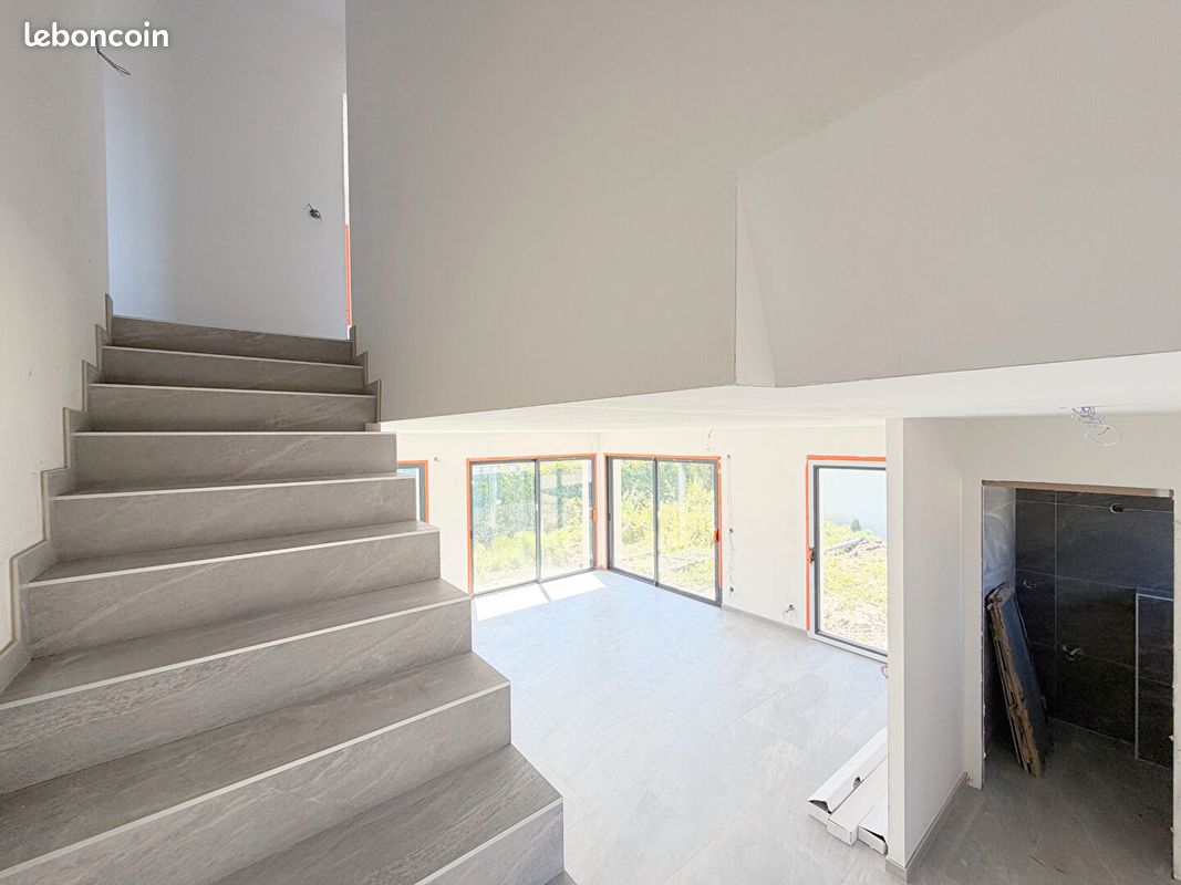 Maison 5 pièces 98 m² (image 8)
