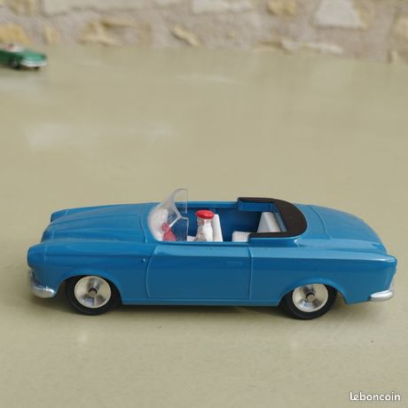 Solido Peugeot 403 Cabriolet Violet - Série Spéciale 1:43 - Occasion