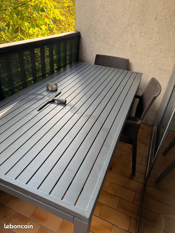 Table de jardin 8 personnes (image 1)