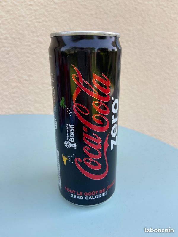 Lot Canettes et bouteilles Coca-Cola (image 4)