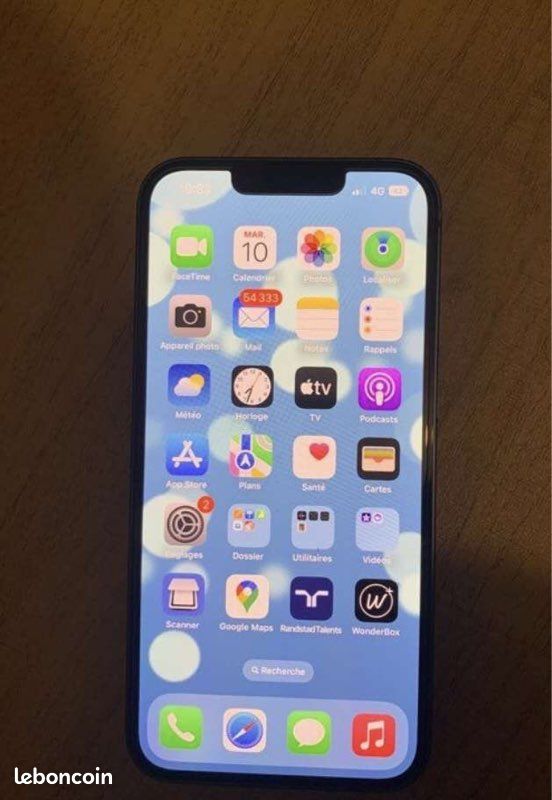 IPhone 13 (image 1)