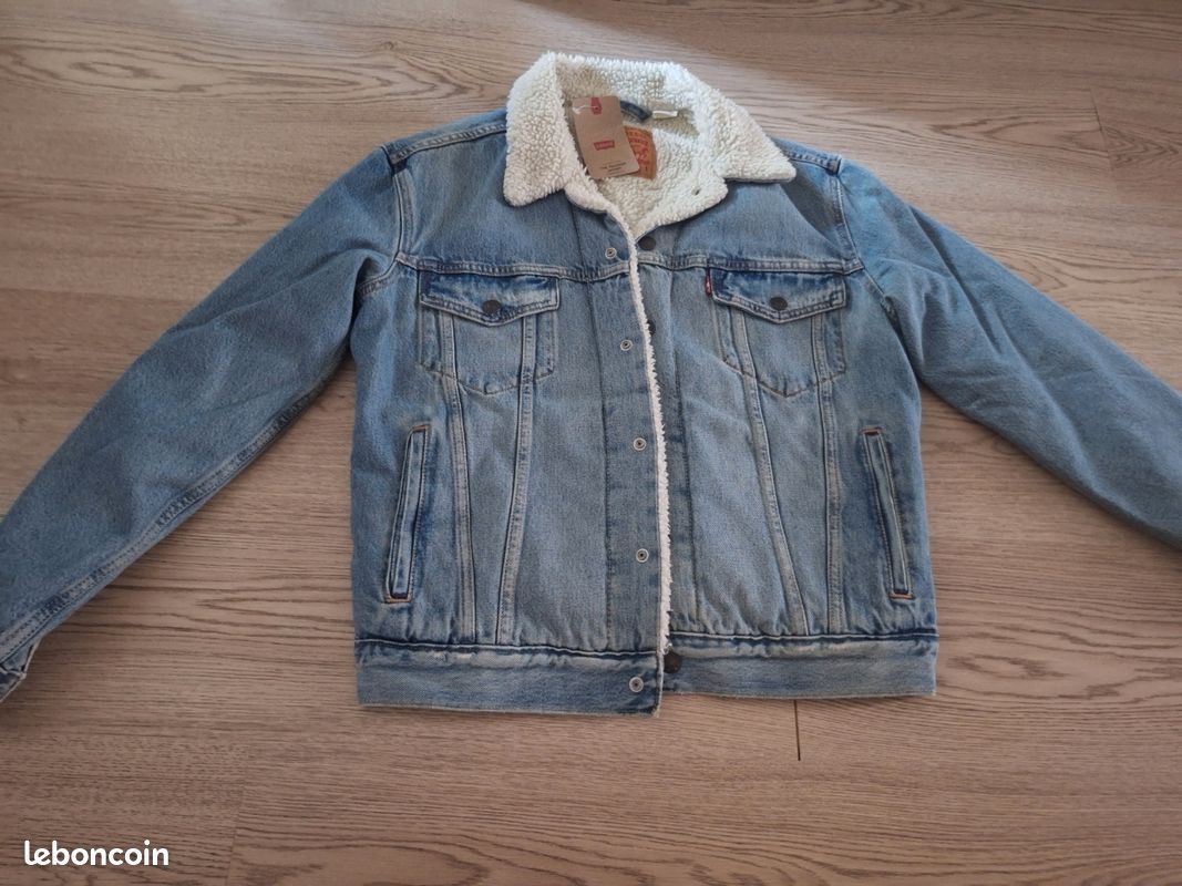 Veste jean fourrée Lévis neuves taille S homme Vêtements