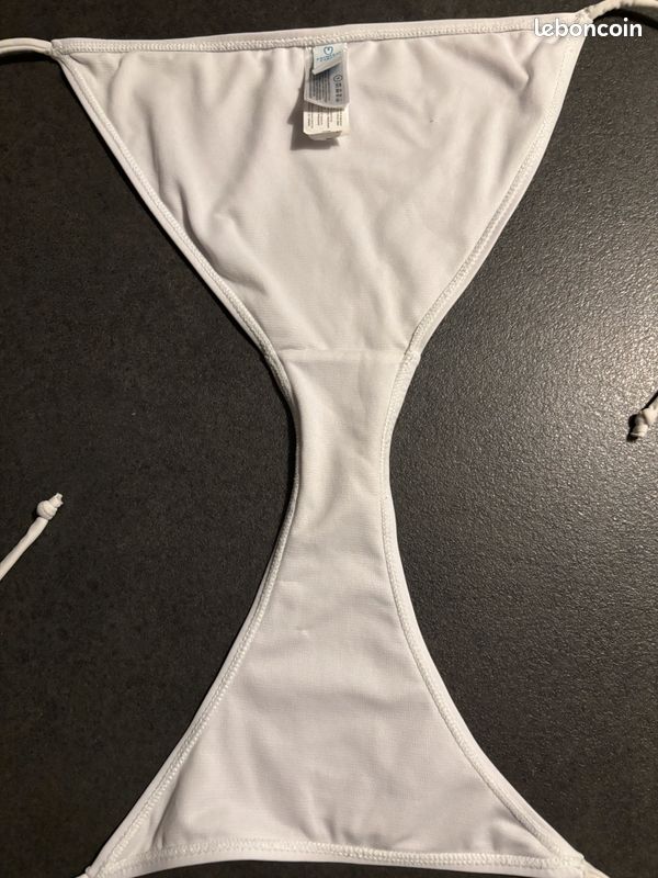 Bas maillot de bain 2 pièces Primark Taille S (image 4)