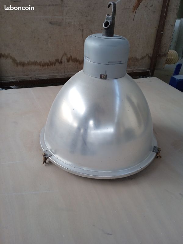 Lustre industriel (image 4)