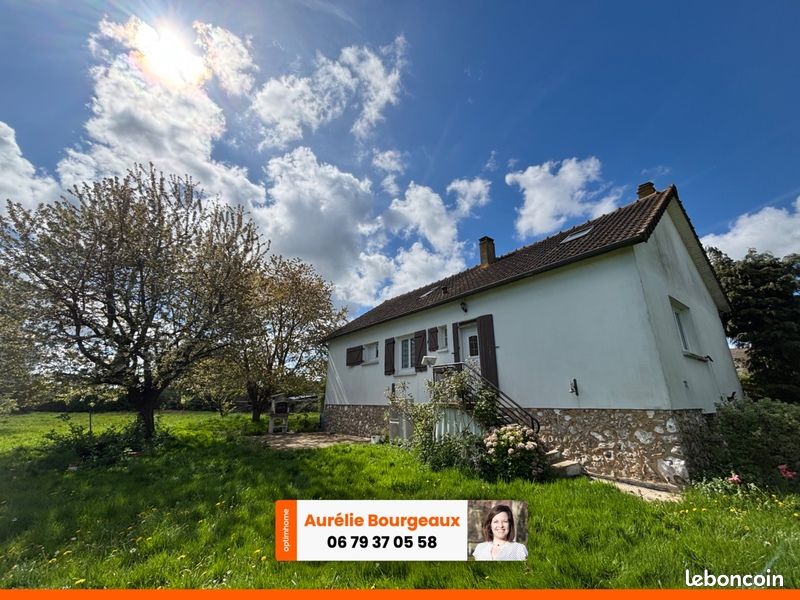 Maison 7 pièces 144 m² · à Claville · 144 m² · 220 000 €