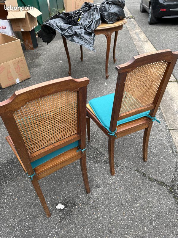 Deux chaises à restaurer (image 4)