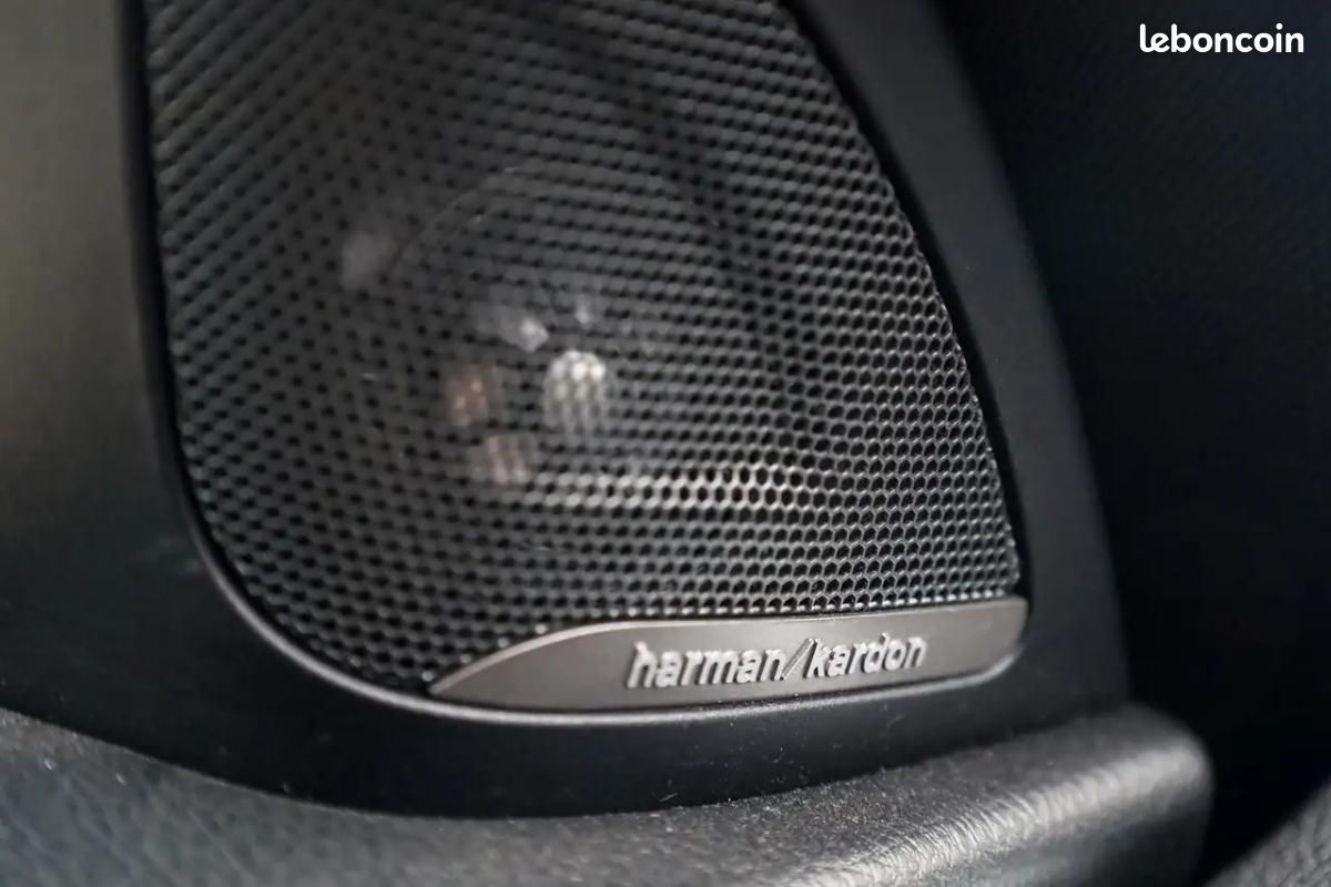 BMW M2 328 ch ARRIÈRE - BOITE MANUELLE M SPORT CAMÉRA D'AIDE AU STATIONNEMENT TOIT OUVRANT VOLANT... (image 22)