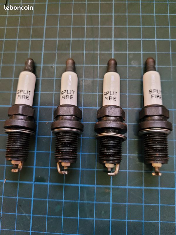Lot de 4 Bougies d’allumage SplitFire SF392D (image 1)
