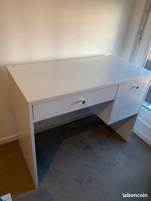 Coiffeuse IKEA avec surface en verre - très bon état (image 3)
