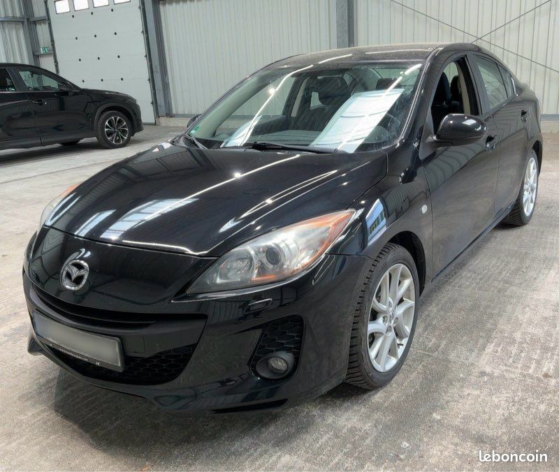 Mazda 3 1.6 mzr 105 berline élégance (image 2)