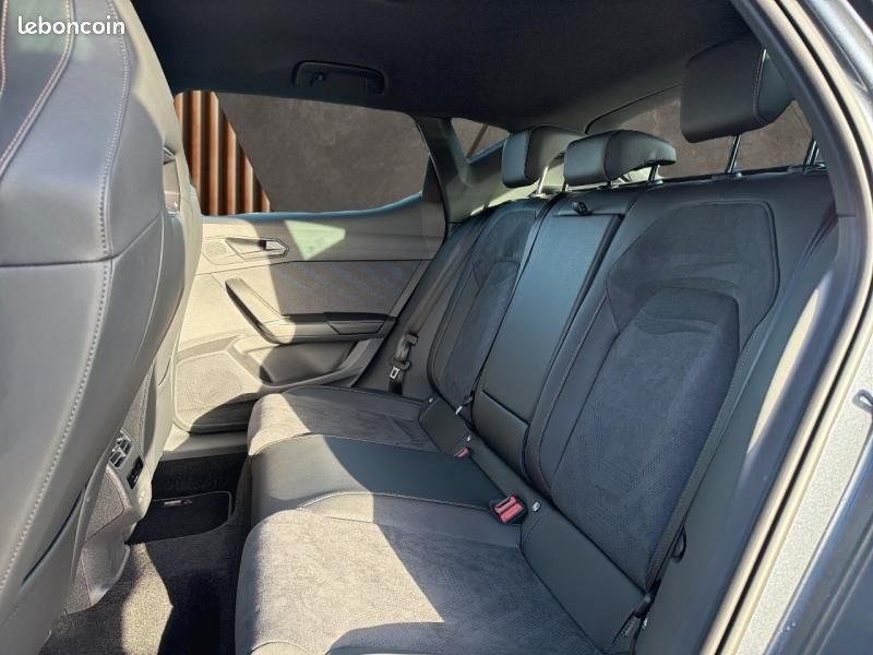 Cupra Leon 1.5 eHybrid 272ch VZ DSG6 (image 5)