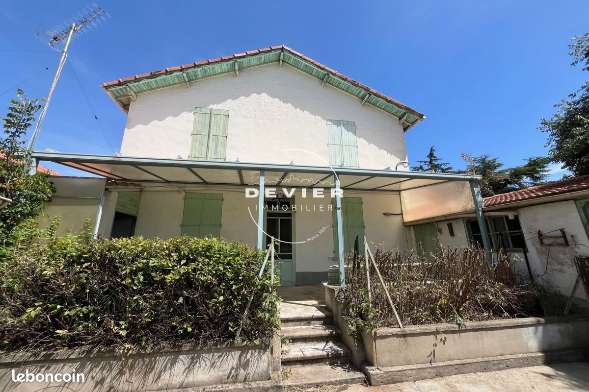 Maison 3 pièces 66 m² · à Nîmes · 66 m² · 190 000 €