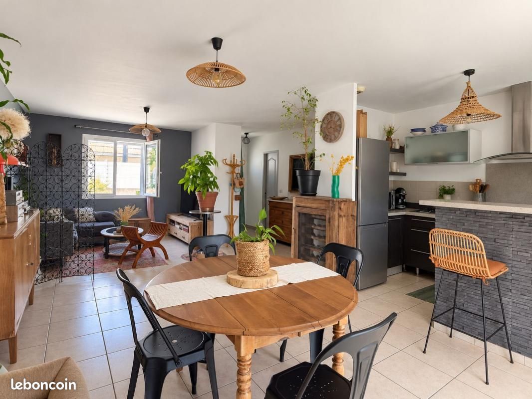 Maison 4 pièces 86 m² · à Vailhauquès · 86 m² · 343 200 €