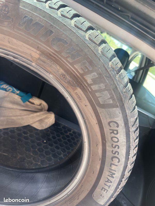 2 pneus 225/60 R17 (image 2)