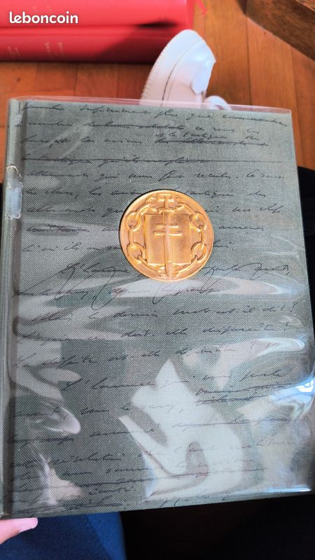 Vends livre Charles de Gaulle (image 4)