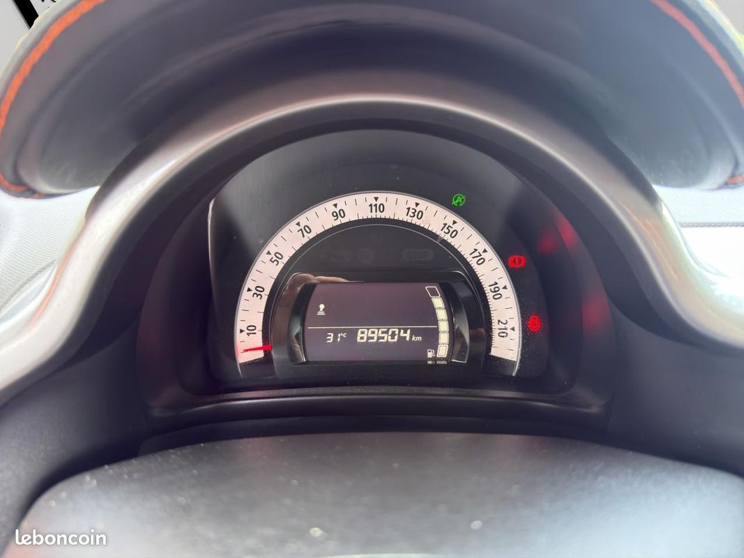 RENAULT TWINGO 0.9 TCe - 110 III BERLINE GT PHASE 1 (image 11)