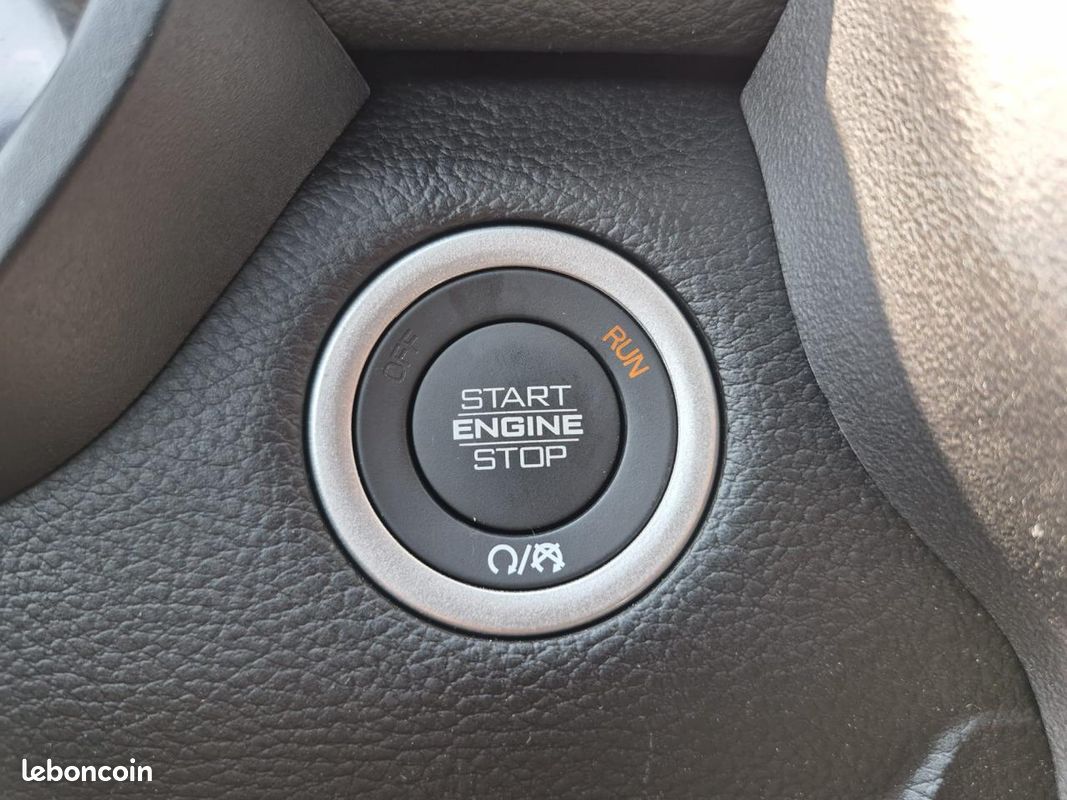 Dodge ram 1500 crew cab sport black package 2025 (image 30)