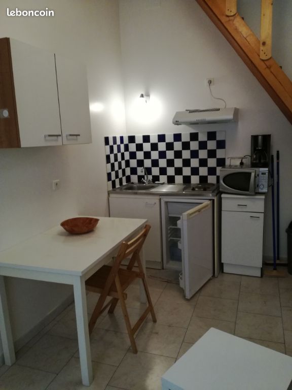 Appartement 2 pièces 27 m² · à Nîmes · 27 m² · 410 €
