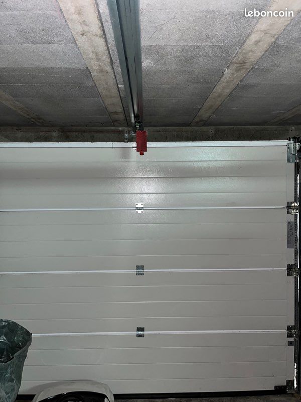 Porte garage sectionnelle 200x240 (image 2)