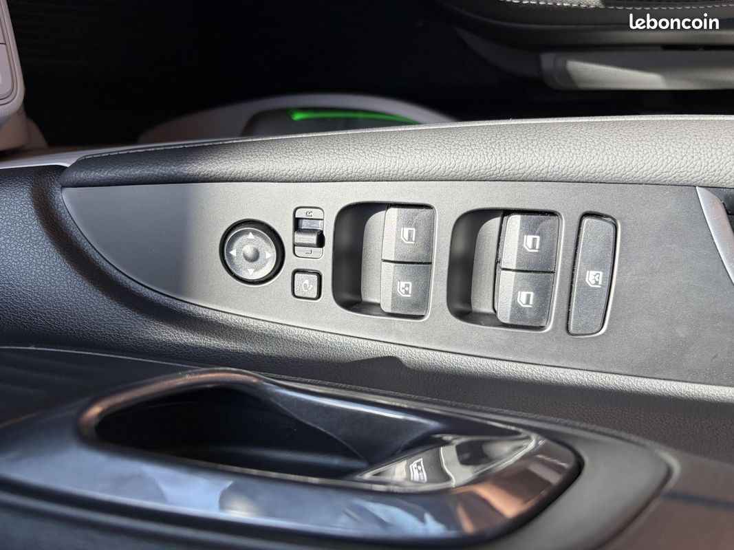 HYUNDAI i20 1.0 T-GDi 90 DCT-7 Creative (image 30)