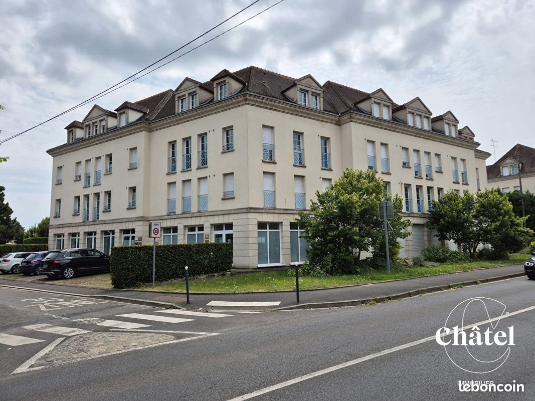Appartement 2 pièces 46 m² · à Senlis · 46 m² · 179 000 €