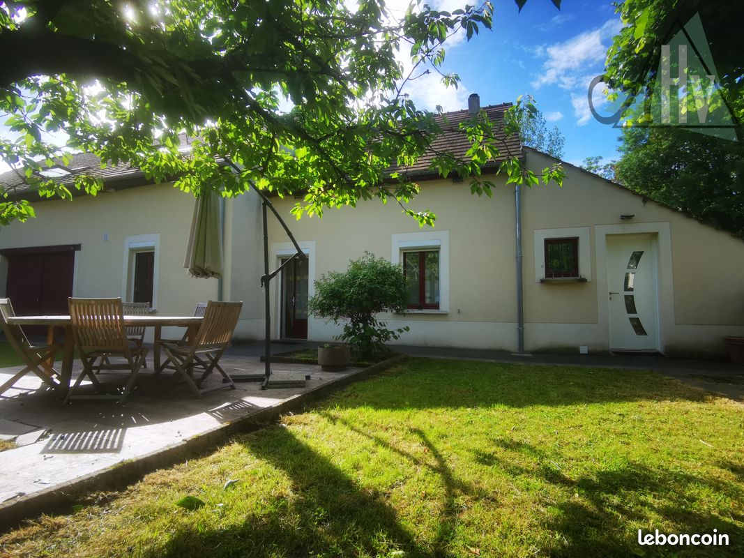 Maison 7 pièces 154 m² · à Everly · 154 m² · 256 800 €