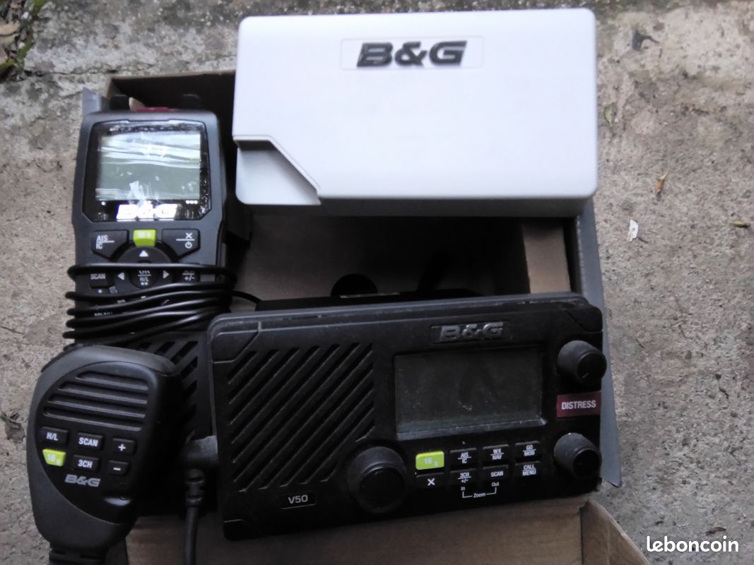 V50 VHF Marine Radio