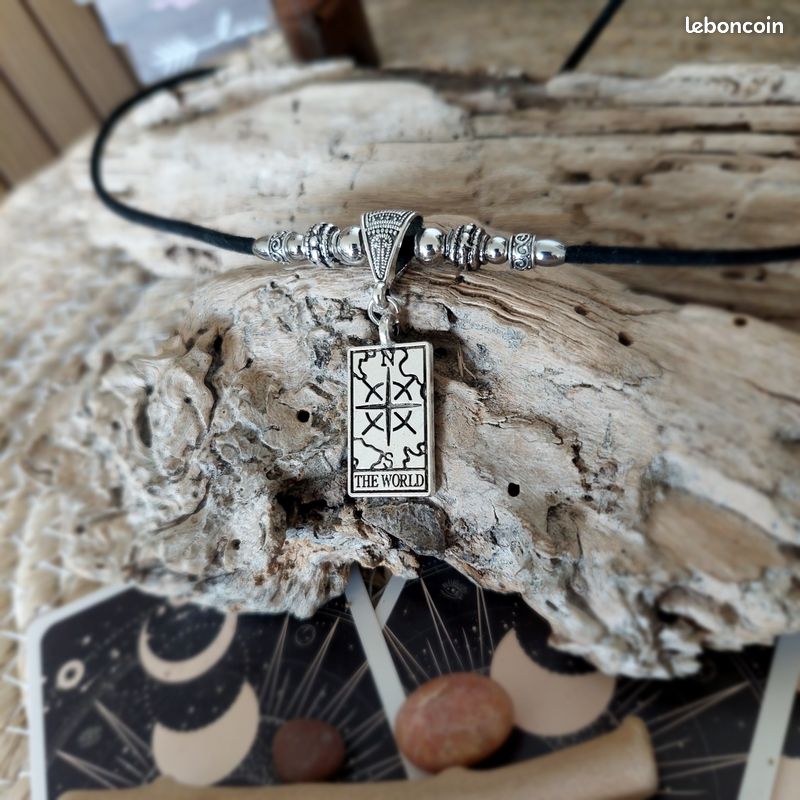 Collier boho-mystique, the Witch carte de tarot The World, noir (image 8)