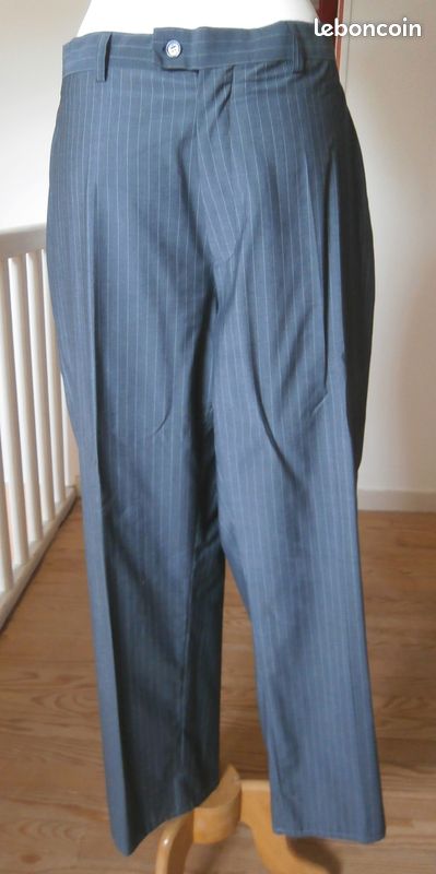 Costume homme gris clair à rayures taille XXL (veste taille 60 et pantalon taille 52) en très bon état n°1140 (image 9)