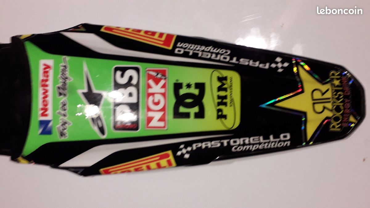 Garde boue arrière Kawasaki KXF (image 2)