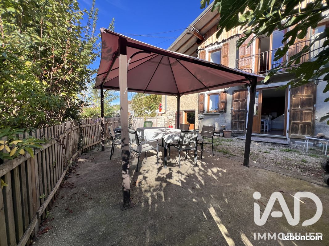 Maison 7 pièces 139 m² · à Presle · 139 m² · 299 000 €