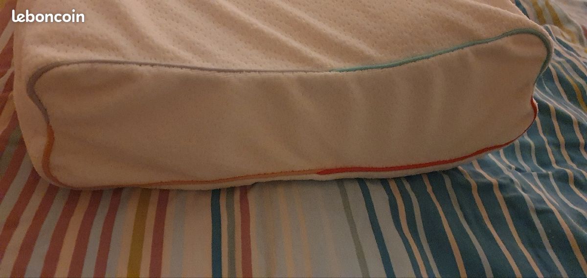 Coussin neuf mémoire de forme 4 fermeté au choix (image 3)