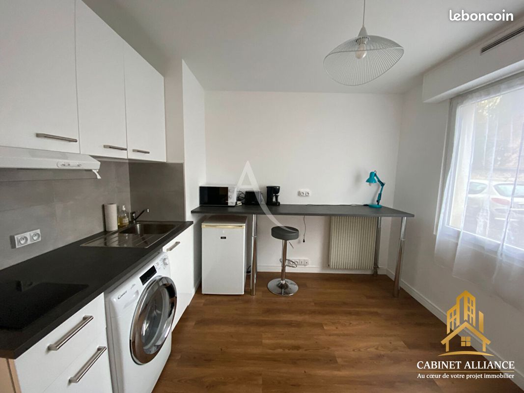 Appartement 1 pièce 16 m² · à Melun · 16 m² · 700 €/mois