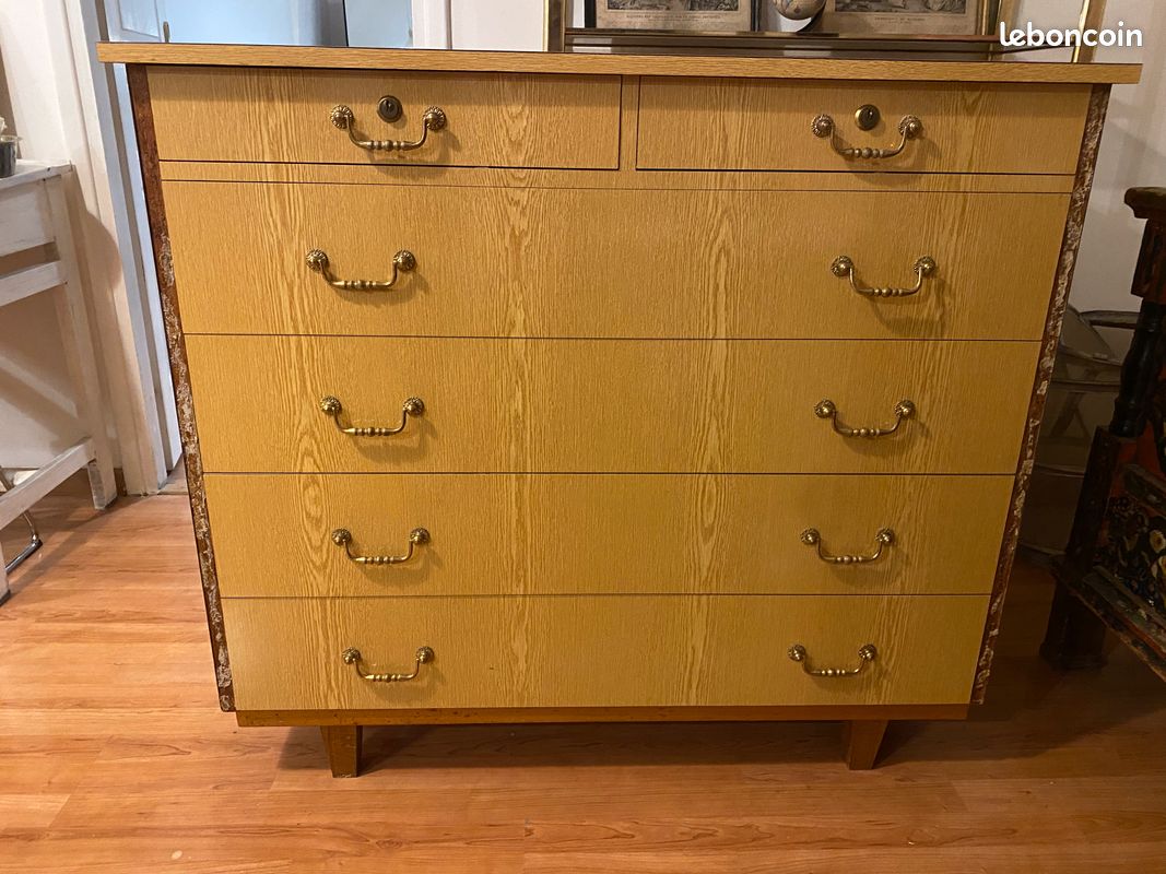 Commode en bois aggloméré (image 1)