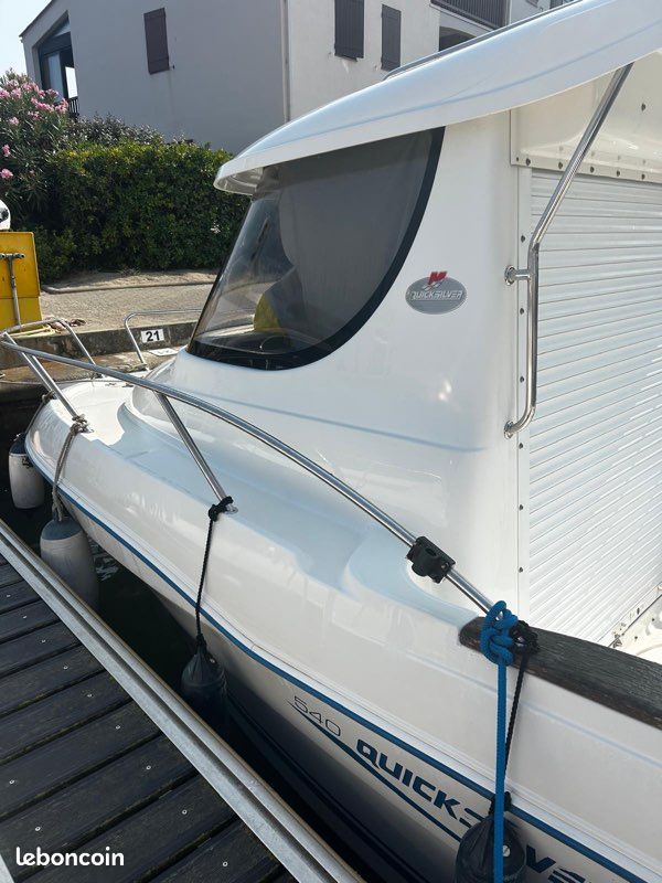 Bateau QuickSilver 540 Pilothouse (image 4)