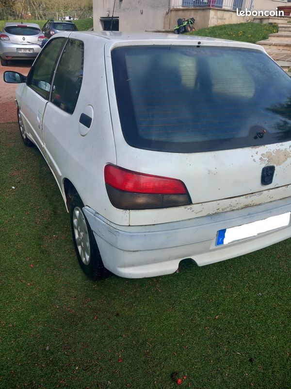 Peugeot 306 Diesel – 350 000 km – À vendre dans l'état (image 2)