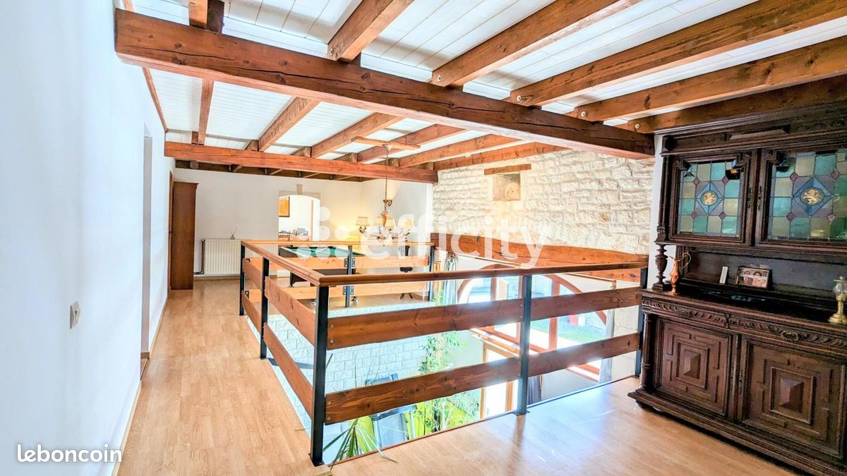 Maison 5 pièces 170 m² - Ruffec 16700 (image principale 16)