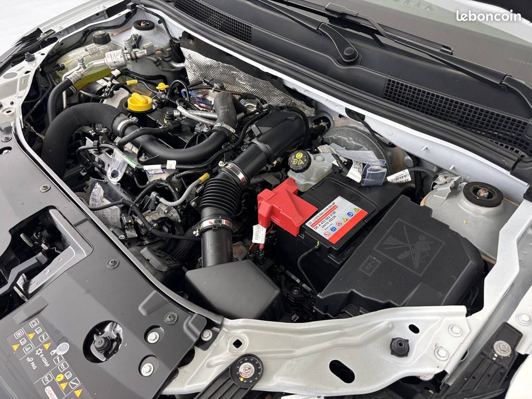 DACIA Sandero TCe 90 Stepway Essential (image 24)