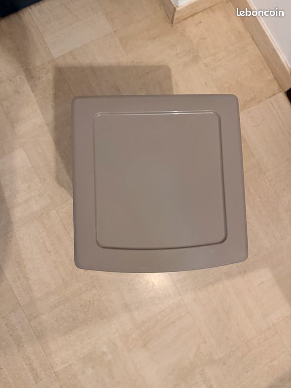 Etagère à tiroir en plastique sur roulette (image 2)