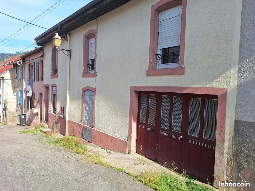 Maison 7 pièces 141 m² · à Senones · 141 m² · 69 000 €