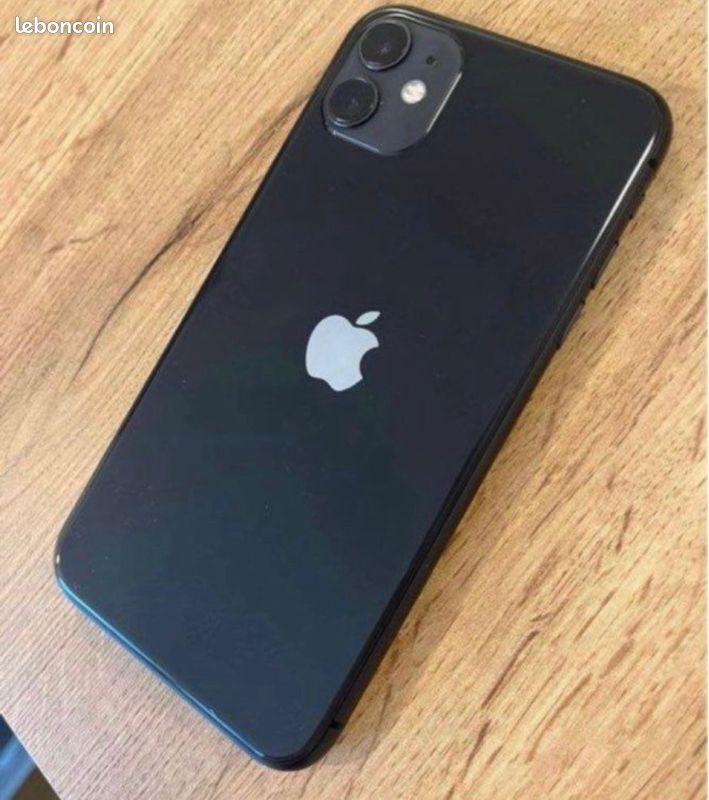 IPhone 11 noir (image 1)