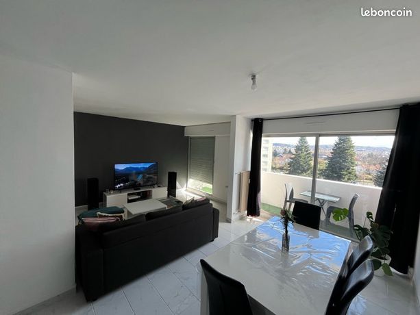 Appartement 71m2 - montluçon - 1er étage - grand balcon