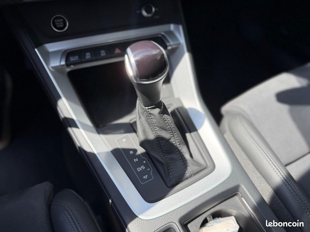 AUDI Q3 2.0 35 TDI 150 Design Luxe Options +++ (image 23)