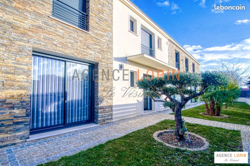 Maison 6 pièces 173 m² · au Pecq · 173 m² · 4 470 €/mois