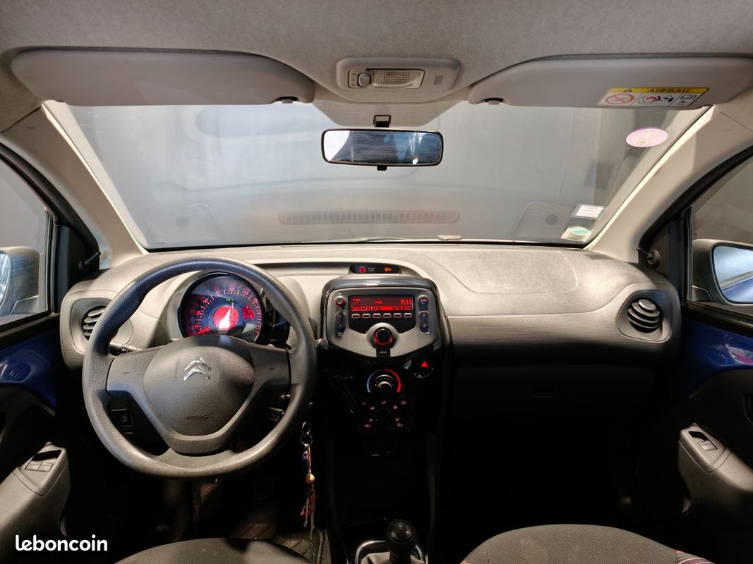 CITROEN C1 VTi 72 ch Feel / RADARS DE RECUL ARRIERE / CLIM MANUELLE / LIMITEUR DE VITESSE / MOTEUR A CHAINE (image 11)